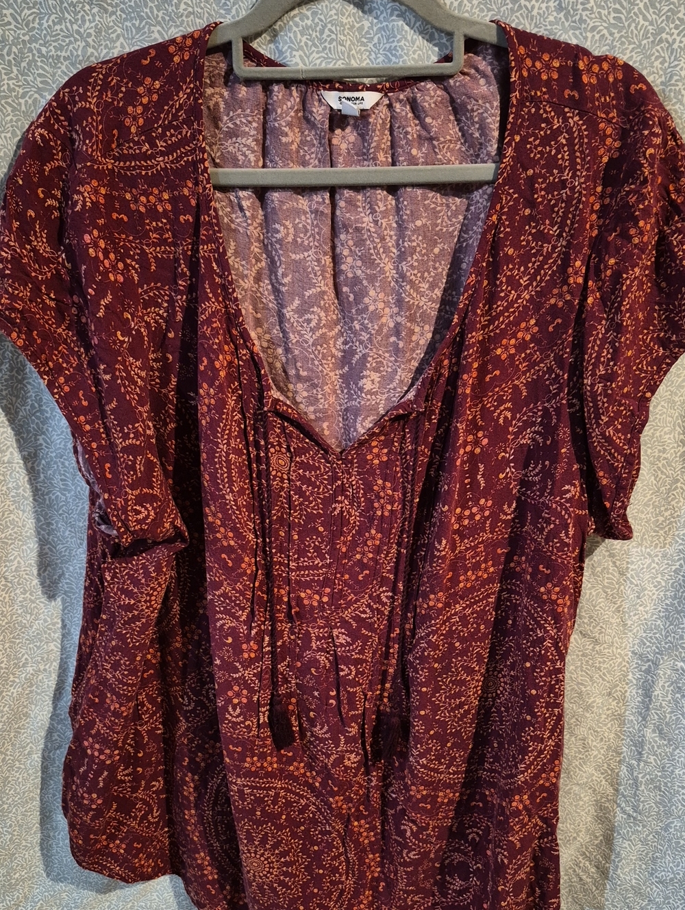 Sonoma Women's Plum Paisley Short Sleeve Peasant Top